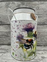 Load image into Gallery viewer, Bee churn