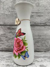 Load image into Gallery viewer, Mum vase - Rose
