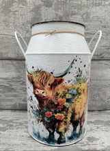Load image into Gallery viewer, Highland cow churn - flowers