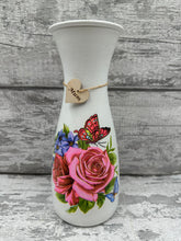 Load image into Gallery viewer, Mum vase - Rose