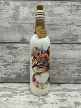 Load image into Gallery viewer, Cat light up bottle