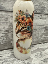 Load image into Gallery viewer, Cat light up bottle