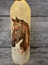 Load image into Gallery viewer, Horse light up bottle