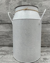 Load image into Gallery viewer, Highland cow churn