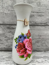 Load image into Gallery viewer, Mum vase - Rose
