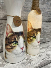 Load image into Gallery viewer, Cat vase and light up bottle gift set