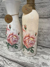 Load image into Gallery viewer, Pink rose vase and light up bottle gift set