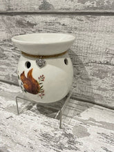 Load image into Gallery viewer, Squirrel wax burner