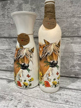 Load image into Gallery viewer, Horse and foal vase and light up bottle gift set