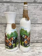 Load image into Gallery viewer, Horse vase and light up bottle set