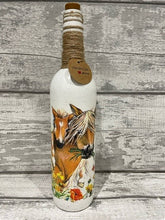 Load image into Gallery viewer, horse and foal light up bottle