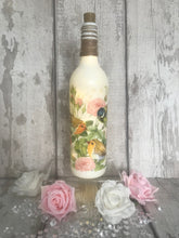 Load image into Gallery viewer, Robin Blue tit light up bottle