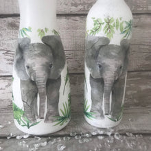 Load image into Gallery viewer, Elephant Vase & Light Up Bottle