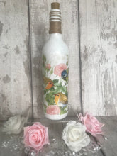 Load image into Gallery viewer, Robin Blue tit light up bottle