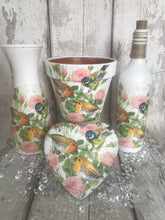 Load image into Gallery viewer, Robin Blue tit light up bottle