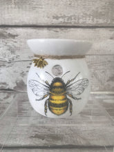 Load image into Gallery viewer, Bee wax burner
