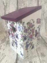 Load image into Gallery viewer, Butterfly bird box