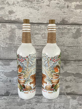 Load image into Gallery viewer, Robin & squirrel light up bottle