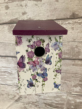 Load image into Gallery viewer, Butterfly bird box