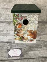 Load image into Gallery viewer, Robin and squirrel bird box