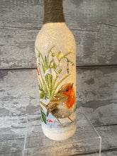 Load image into Gallery viewer, White robin vase & light up bottle