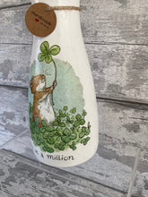 Load image into Gallery viewer, Mouse vase and light up bottle set