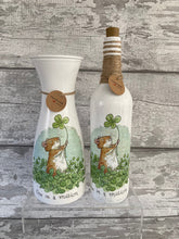 Load image into Gallery viewer, Mouse vase and light up bottle set