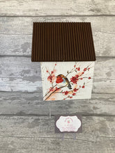 Load image into Gallery viewer, Robin in tree Bird box
