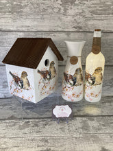 Load image into Gallery viewer, Sparrow Bird box