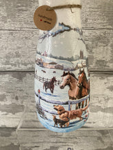 Load image into Gallery viewer, Horse vase and light up bottle set