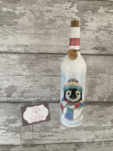 Load image into Gallery viewer, Penguin light up bottle