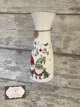 Load image into Gallery viewer, Gonk Vase