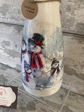 Load image into Gallery viewer, Xmas selection vase