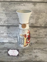 Load image into Gallery viewer, Xmas selection vase