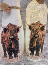 Load image into Gallery viewer, Highland Cow Vase & Light Up Bottle