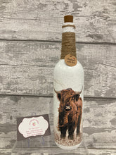 Load image into Gallery viewer, Highland cow LED light up bottle