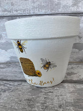 Load image into Gallery viewer, Bee plant pot