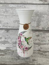Load image into Gallery viewer, Hummingbird vase