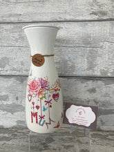 Load image into Gallery viewer, Mum vase - Rose