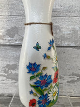 Load image into Gallery viewer, Cornflower vase,