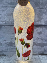 Load image into Gallery viewer, Poppy field vase & light up bottle set