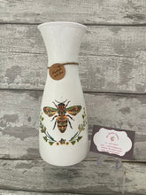 Load image into Gallery viewer, Bee Vase