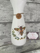 Load image into Gallery viewer, Bee Vase