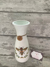 Load image into Gallery viewer, Bee Vase