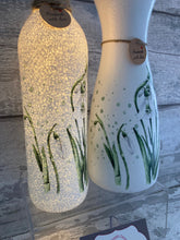 Load image into Gallery viewer, Snowdrop vase and light up bottle set