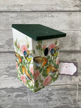 Load image into Gallery viewer, Birds vase and bird box gift set