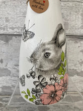 Load image into Gallery viewer, Bunny vase