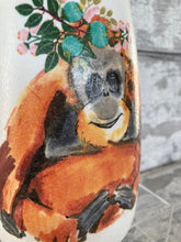 Load image into Gallery viewer, Orangutan vase