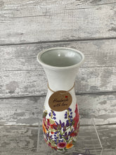 Load image into Gallery viewer, Wildflower vase