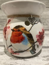 Load image into Gallery viewer, Robin in tree wax burner